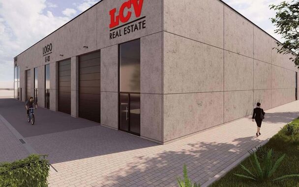 Deze kwalitatieve KMO-unit maakt deel uit van het nieuwe Bedrijvenpark Rollare &ndash; Blok A, gelegen aan de Diksmuidsesteenweg 384 te Roeselare. De site bevindt zich op de voormalige Crea-site, recht tegenover de REO-Veiling, en geniet van een uitstekende b