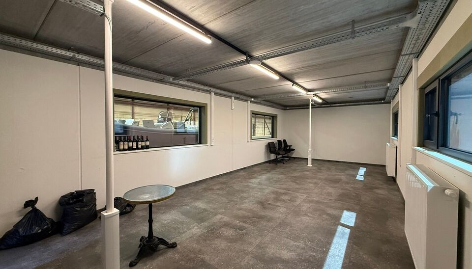 Immeuble polyvalent &agrave; vendre &agrave; Evergem