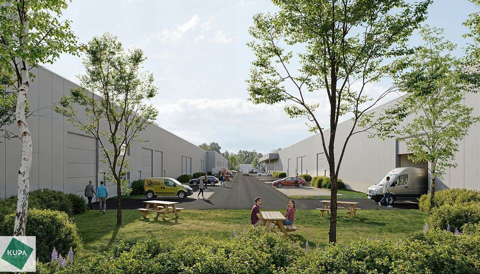 Langs de Pathoekeweg in Brugge verrijst binnenkort het KMO Park PORTIS, dit op de voormalige Philipssite. Met 53 afgewerkte KMO-Units, vari&euml;rend van 199m&sup2; tot 1183m&sup2;, verdeeld over nieuwbouw en vernieuwbouw bedrijfsgebouwen, biedt Portis een moderne en