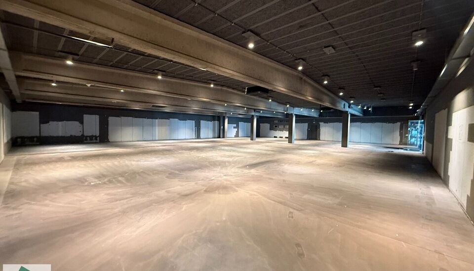 Magasin de peripherie à louer à Menen