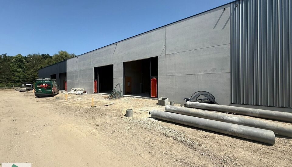Unit&eacute; pme &agrave; louer &agrave; Anzegem