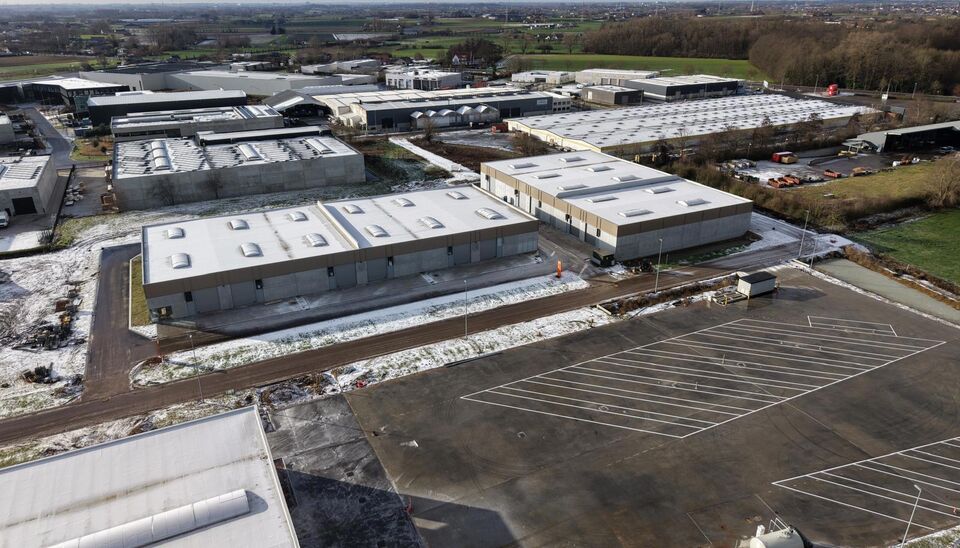 Unit&eacute; pme &agrave; louer &agrave; Tielt