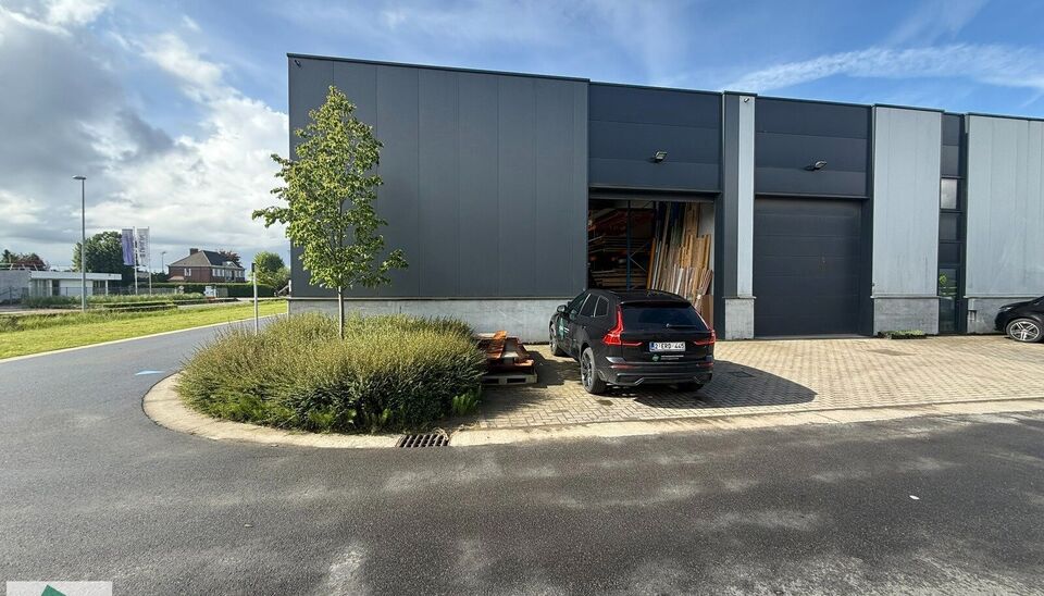 Unit&eacute; pme &agrave; louer &agrave; Wielsbeke