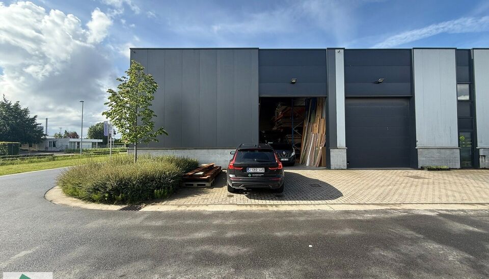 Unit&eacute; pme &agrave; louer &agrave; Wielsbeke