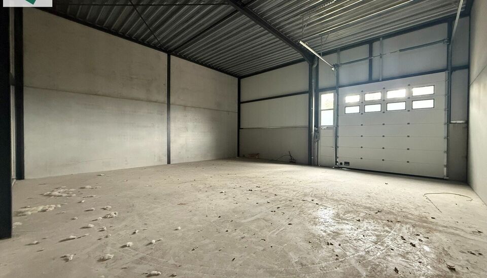 Nouveaux entrep&ocirc;ts &agrave; vendre de 144m&sup2; dans un parc d&rsquo;activit&eacute;s &agrave; Ath

Ces unit&eacute;s PME sont id&eacute;alement situ&eacute;es le long de la Chauss&eacute;e de Mons &agrave; Ath, un emplacement facilement accessible tant pour les entrepreneurs locaux que pour les entreprises 