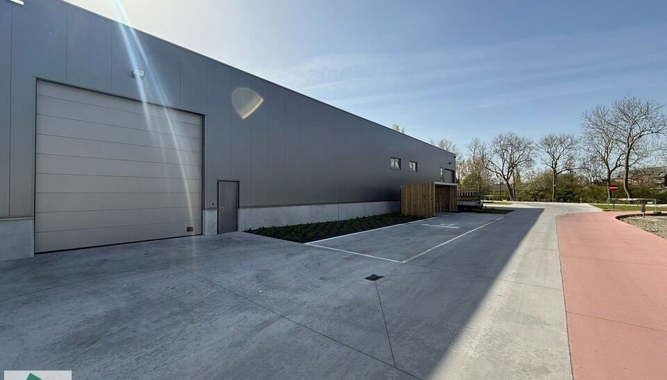 Unit&eacute; pme &agrave; vendre &agrave; Brugge